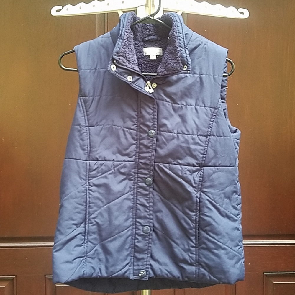 3 for $25 Sale🌸Studio Works Navy Blue Vest🌸